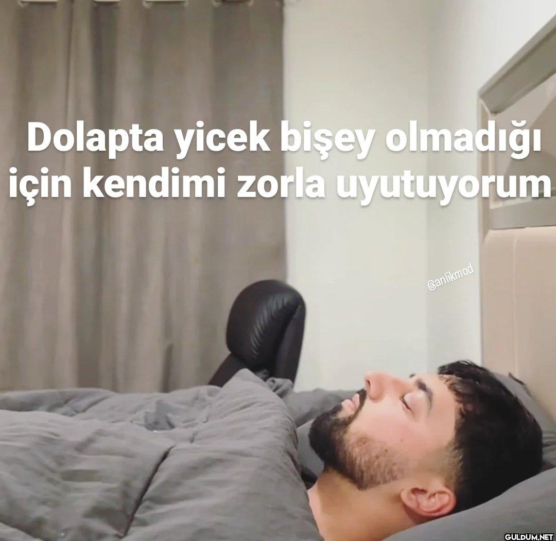 Dolapta yicek bişey...