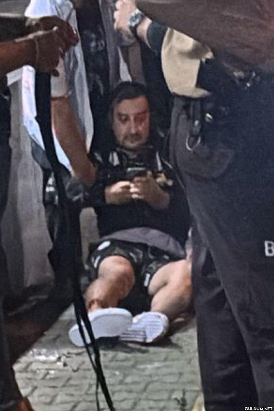 Serhat Akın:    B